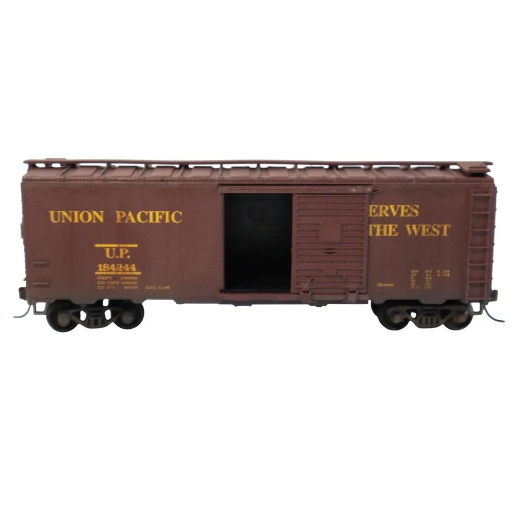 Union Pacific HO Scale Boxcar Serves All The West 184244 Brown Sliding Door